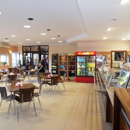 Motel Boczow-Polmax Ngoại thất bức ảnh